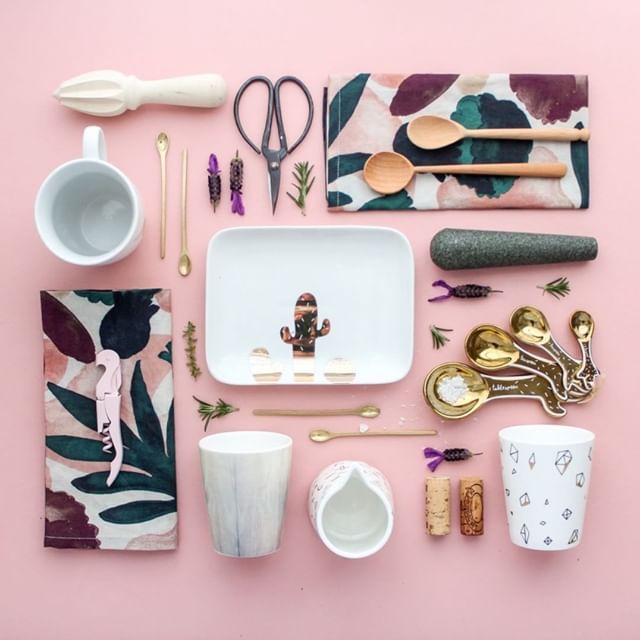 6 Tips to achieve the perfect flatlay!!